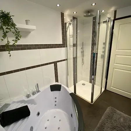 Hochheide Apartment *